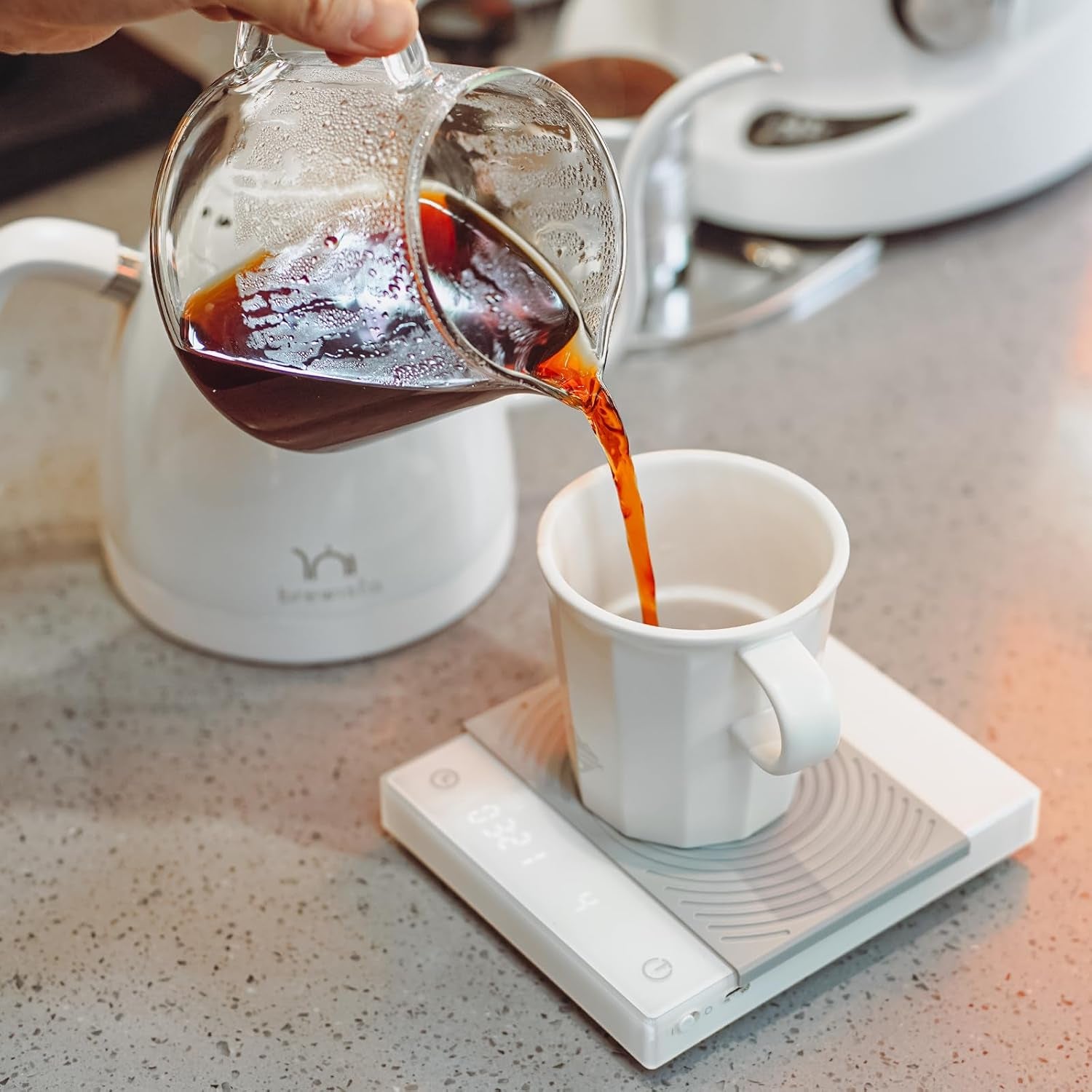 Pour over Coffee Maker Set, White Ceramic Coffee Dripper with 650Ml Coffee Glass Server V60 Paper Filter for Cafe Home Restaurant 6291-12102-03A